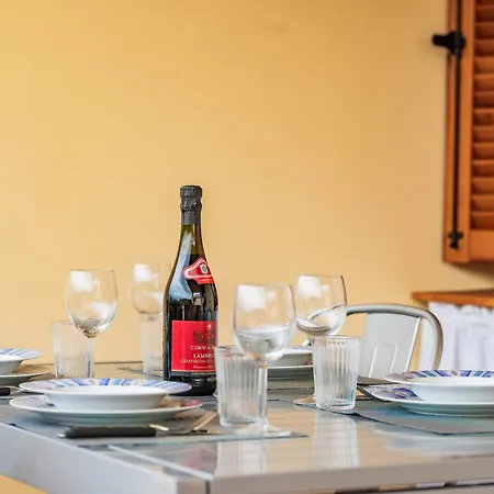 Dimora Frau Apartment