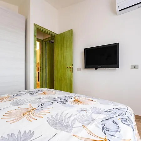 Dimora Frau Apartment *